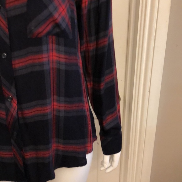 Rails plaid Rayon Button Up long sleeve Size L lightweight blouse Travel… - Picture 3 of 13